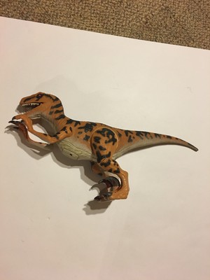 utahraptor figure
