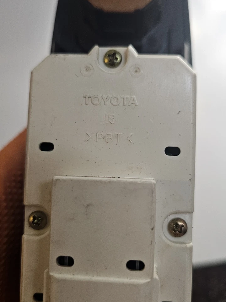 1994 - 1999 年丰田 CELICA DRIVERS Master 车窗和镜面开关和装饰边框原始设备制造商 — 第 4/4 张图片