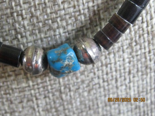 1960s Vtg NAVAJO STERLING SILVER BENCH BEAD TURQUOISE NECKLACE - Picture 2 of 7