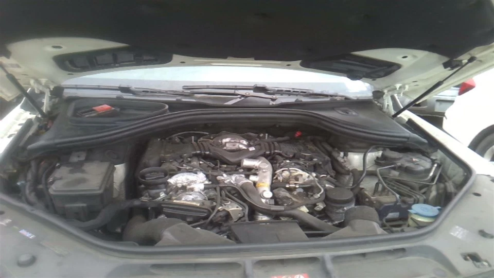 Used A/C Compressor fits: 2012 Mercedes-benz Mercedes ml-class 166 Type ML350 di - Image 2 of 4