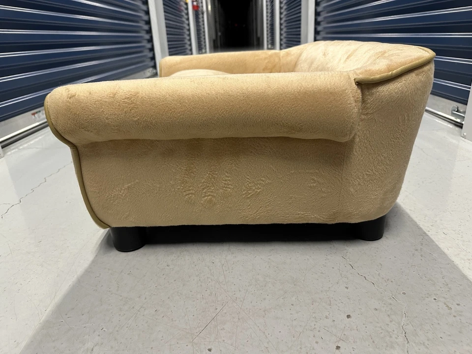 NEW Enchanted Home Pet Elegant Rectangle Elevated Dog Sofa Bed Small Medium Dog - Image 3 of 4