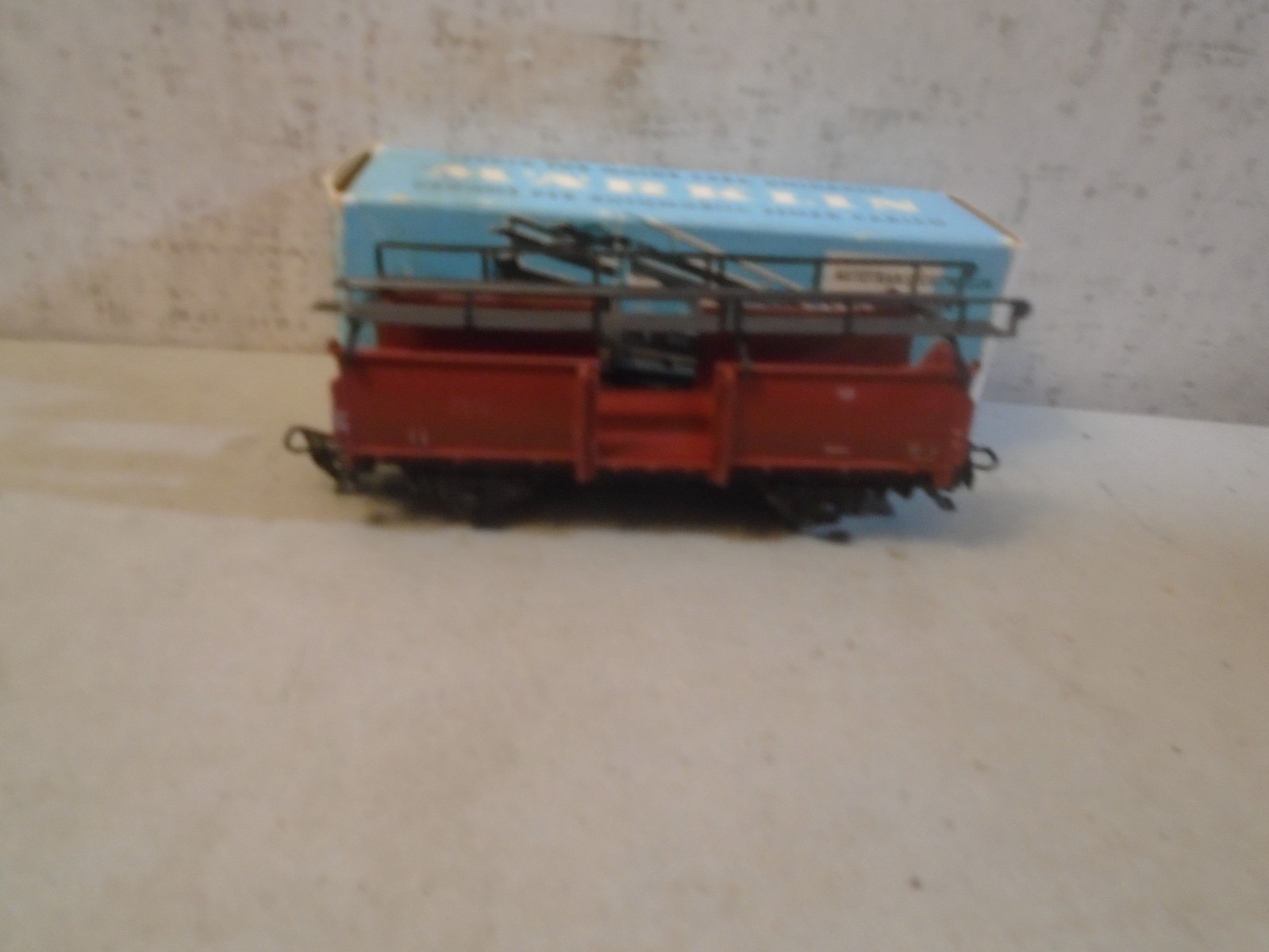 Foto 1 di 3