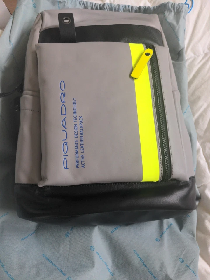 Piquadro DOWNTOWN ZAINO Leather Backpack Laptop NEW Active Performance - Image 4 of 4