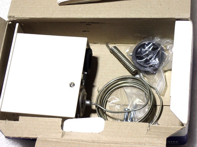 ALCO 92474212 THERMOSTAT Emerson REFRIGERATION CONTROLLER  NEW