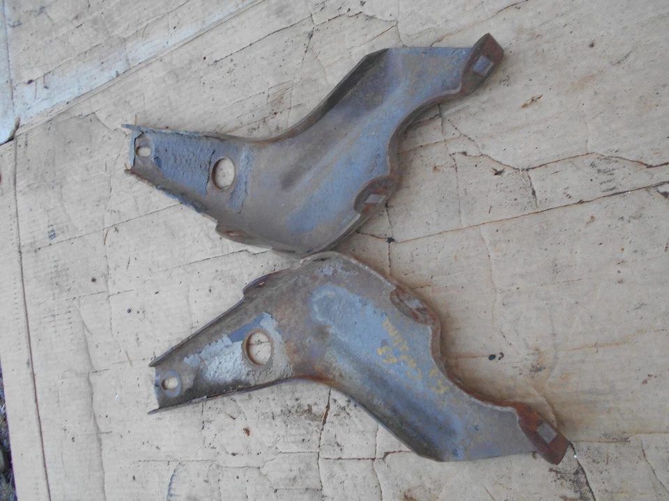 1963 63 PONTIAC FRONT BUMPER BRACKETS 1964 64 ?  BONNEVILLE CATALINA GRAND PRIX - Imagem 3 de 4
