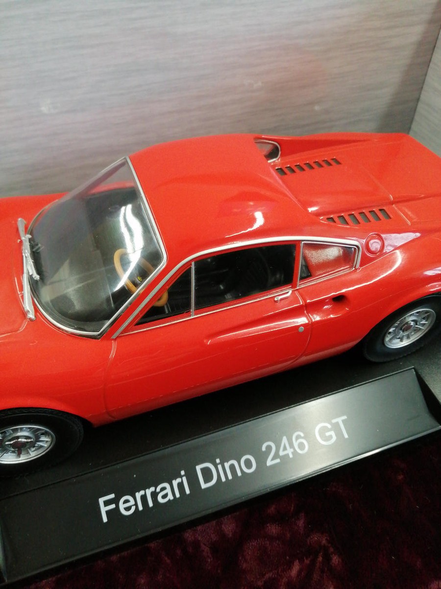 BangBookコレクションDino 246 GT & GTS ミニカーセット BangBookコレクションDino 246 GT & GTS ミニカーセット