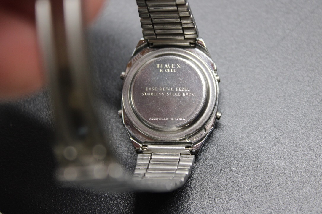 Vintage Timex K Cell Womens Digital Day Date Silver Tone Quartz