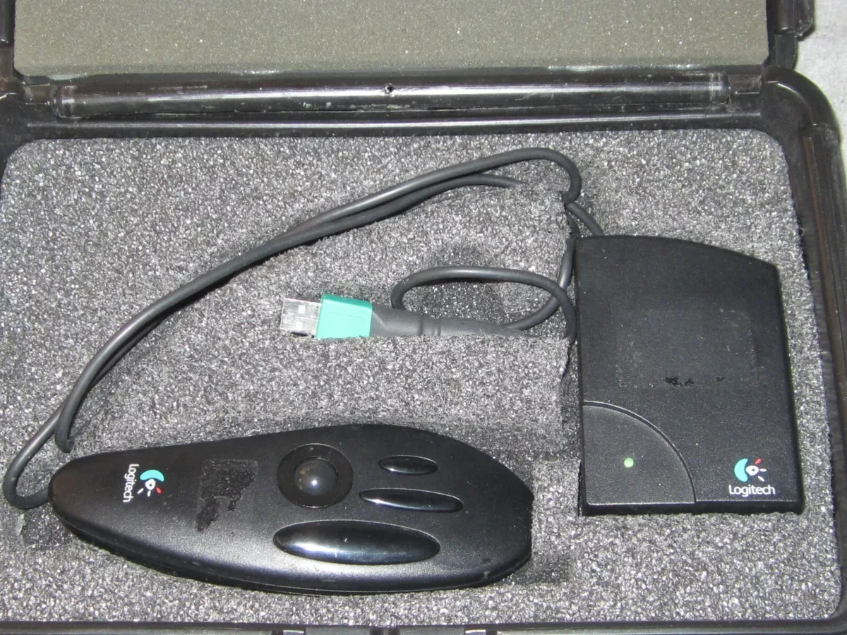 Logitech live online