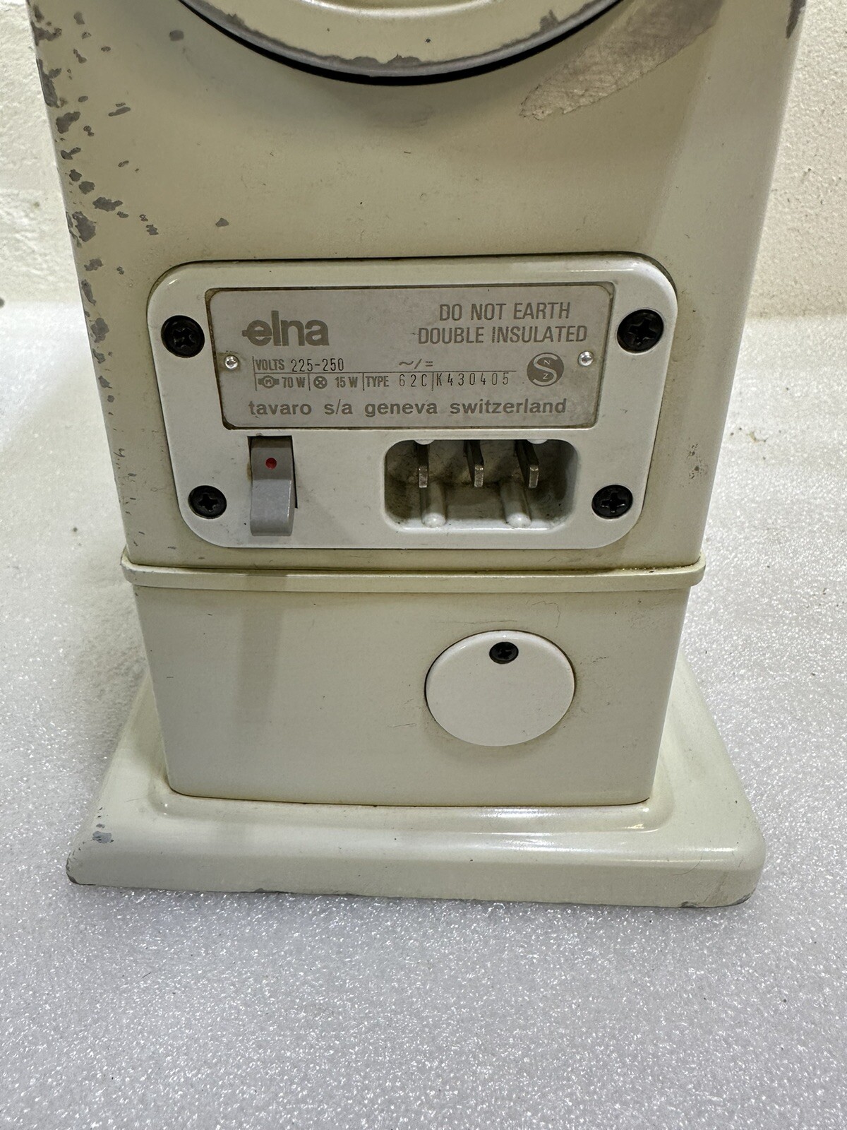 ELNA SUPERMATIC SEWING MACHINE Inc. Foot Pedal, Presser Feet, Cams
