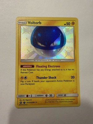 Pokémon TCG Sv13/Sv94 Hidden Fates Voltorb Shiny Holo  Englisch