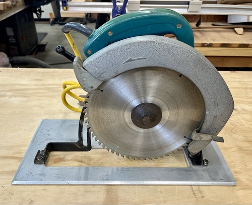 VTG Makita 5900-B 235mm (9 1/4") Circular Saw, 2 Blades Included, 8’ Power Cord!