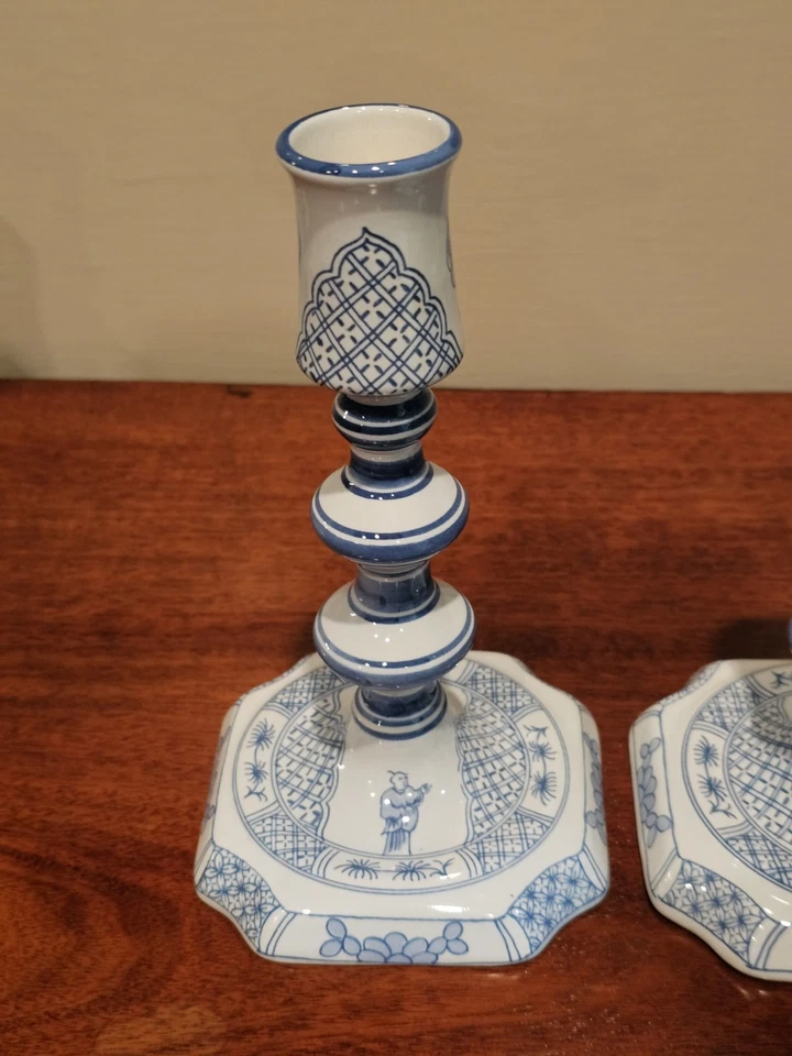 Pair of Delft Royal Goedewaagen Williamsburg Restoration Blue Candlesticks C 57 - Image 3 of 4