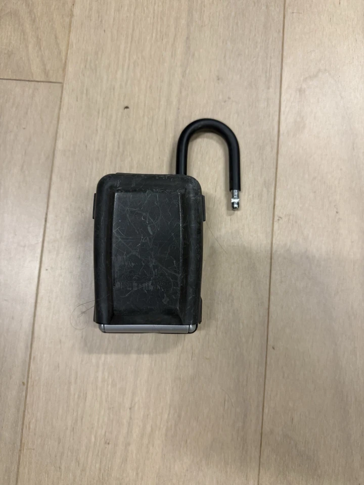 Master Lock Push Lock Box - Portable - Image 2 of 2