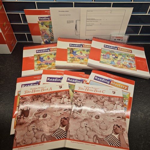 SRA Reading Mastery Classic Edition Level 1 & Rainbow Books Bundle NOT COMPLETE - Picture 2 of 14