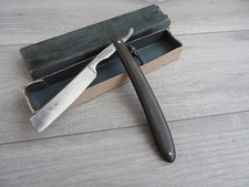 Rasoir coupe chou barbier ancien coiffeur BERTHIER LYON old razor manche corne