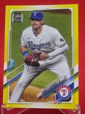 Ronald Guzman Yellow Topps 2021 Baseball Card #63