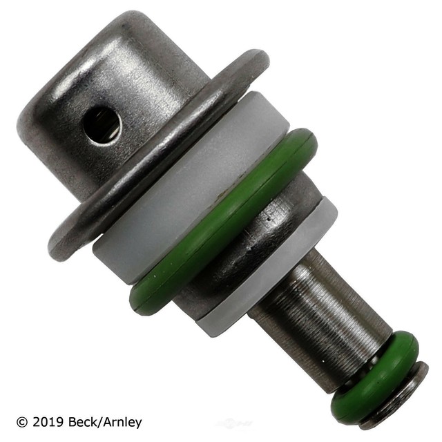 PIPE AIR UNION NAVISTAR INTERNATIONAL INTAKE 2041046C1-420 NEW