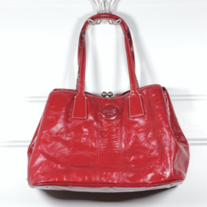 chanel clutch with chain black