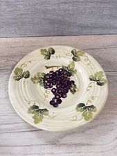 Linens N Things Grape Bunch Vines Embossed Rings Brown Rim Beige Dinner Plate