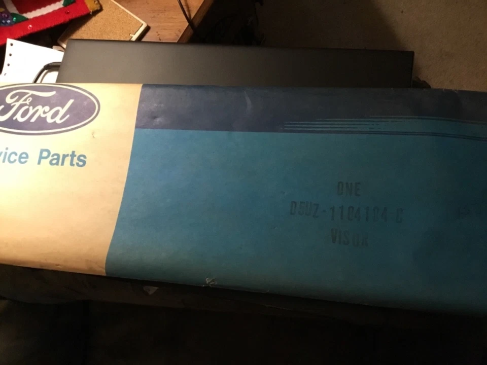 全新 原始设备制造商 福特 ECONOLINE SUN VISOR 1975 76 77 78 79 E100 E250 E350 TAN — 第 3/3 张图片