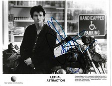 Christian Slater "Lethal Attraction" Autogramm signed 20x25 cm Bild s/w
