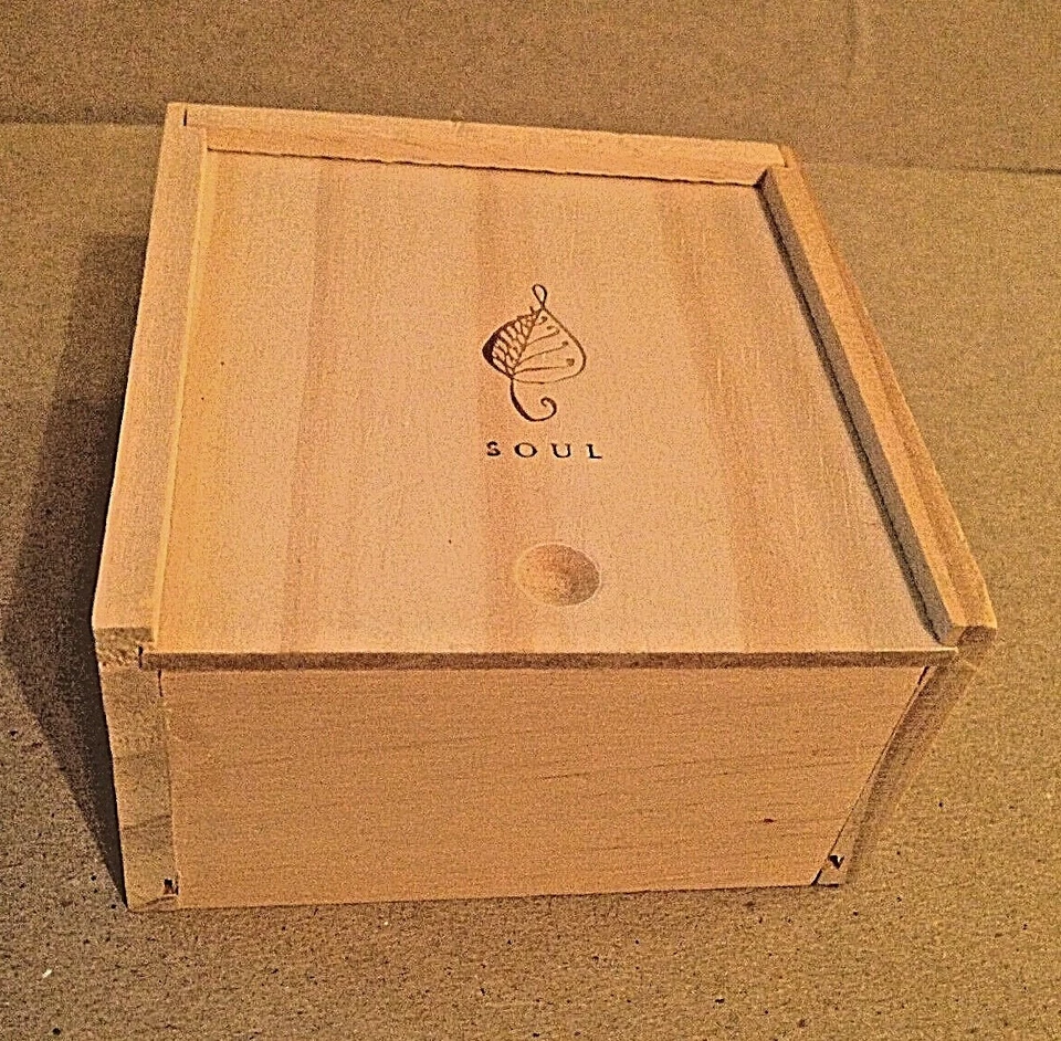 CARLY'S WISH METAL PEWTER LOOK PUSH PINS - SOUL (6 pins in Wood Box)  (2790) - Image 3 of 3