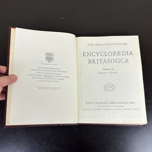 Encyclopedia Britannica 1965 Set - Replacement Volume 10 Garrison Halibut Only - Foto 7 di 8