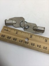 Paire de clés de distributeur automatique ACE Chicago Lock assorties soda coke coca-cola ? KW424