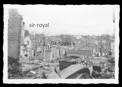 Minsk 1941 - Zerstörung Ruinen Bombenschaden - Russland - WK2 Foto 10x7cm