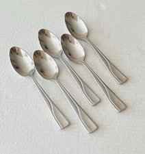 Oneida Stainless Splice 5 Oval Soup Spoons Glossy Frosted Curved Line
