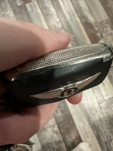 06-12 Bentley Continental GT Smart Keyless Entry Remote Key Fob. Key blade Cut - Picture 4 of 7