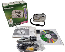Fujifilm FinePix 2650 2MP Digital Camera with 3x Optical Zoom IOB 