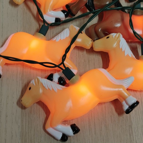 Horse Blow Mold String Lights Set Of 2 Plastic Brown & Blonde Working