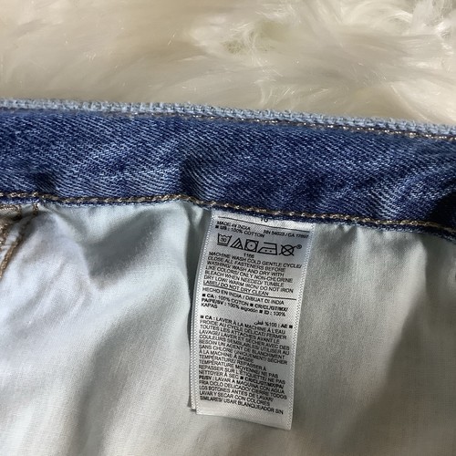 Old Navy Womens High Rise Slouchy Jean Shorts Blue Size 16 Distressed Ripped - Picture 9 of 13