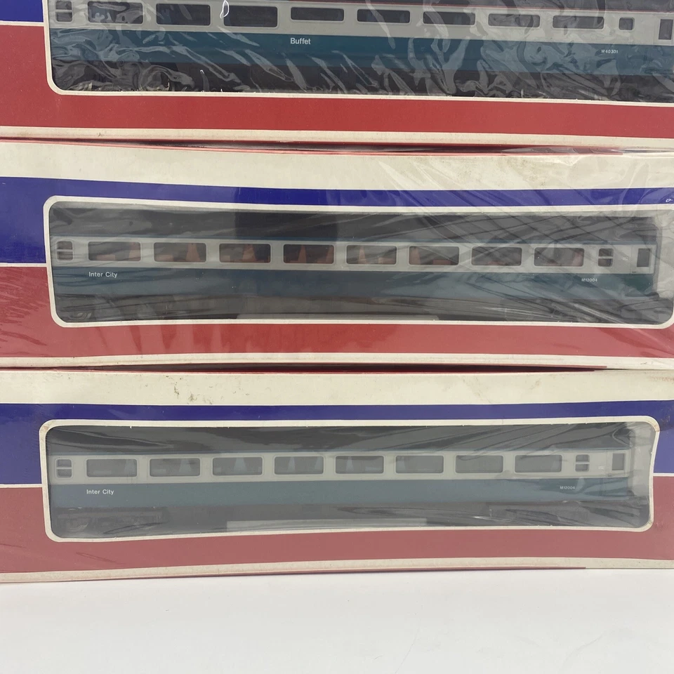 Lote de 3 carros de passageiros JOUEF 00 Inner City - (2x 5752) (5753) verde 2 selados. - Imagem 2 de 4