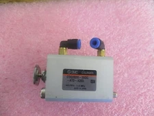 SMC Pneumatics Model: CDQ2B20-20DC-A73-X203 Cylinder. 
