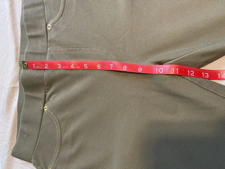 Pantalones elásticos Michael Kors grandes verde militar tiro medio Foto 4 de 4