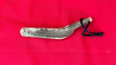 Vintage Fliegenfischen Priester aus altem Lammbein. Sehr alt.