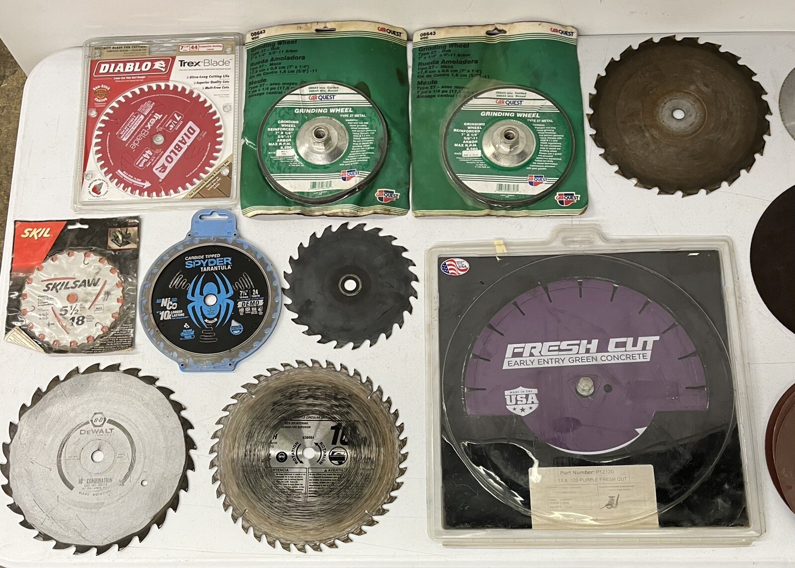 Lot of Saw Blades, Grinding Wheels, Concrete Blade, Metal Chop Saw