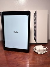 Apple iPad Air, 16 GB, Wi-Fi Edition. Space Gray 1st Generation, Nov 2013 