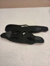 MUELLER Adjustable Self-Adjusting Hinged Knee Brace Used