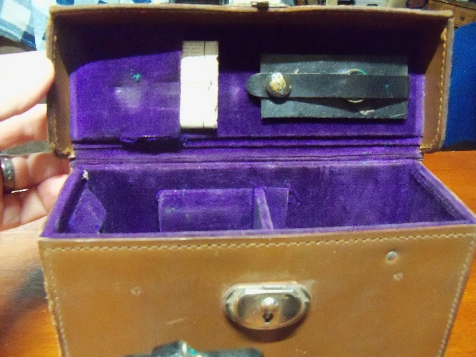 复古蔡司 Ikon Kinamo 相机 带保护壳和配件 - 二手,未经测试 — 第 2/4 张图片