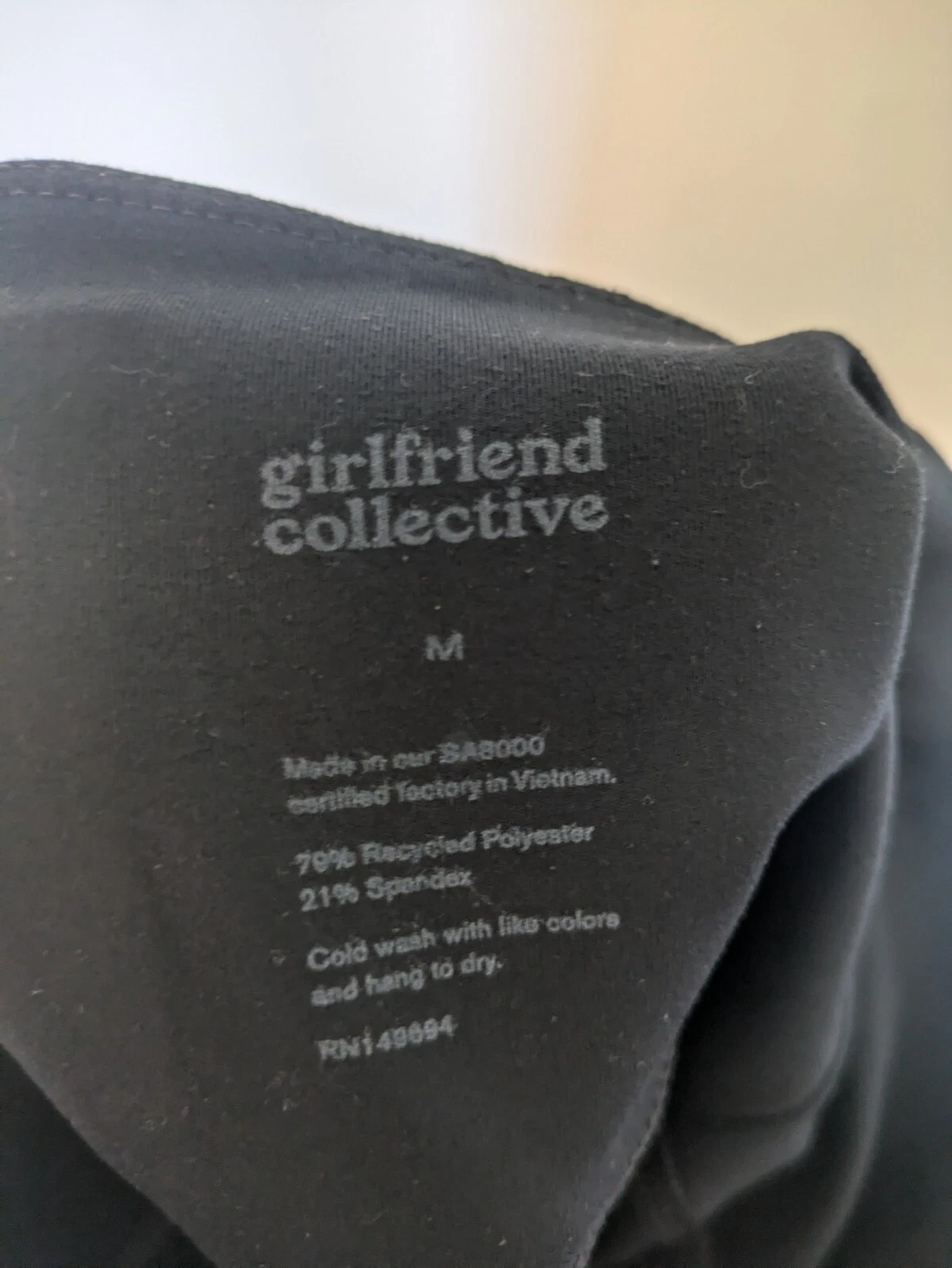 girlfriend-collective cropped leggings