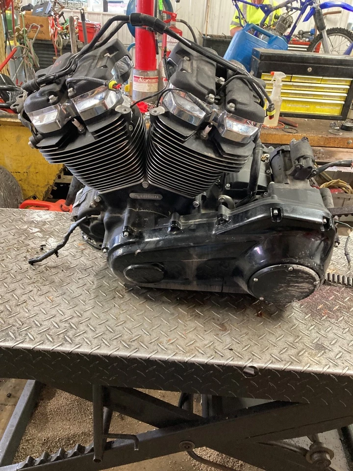 Motor Harley Davidson Softail Sport Glide 20 FLSB Foto 4 de 4