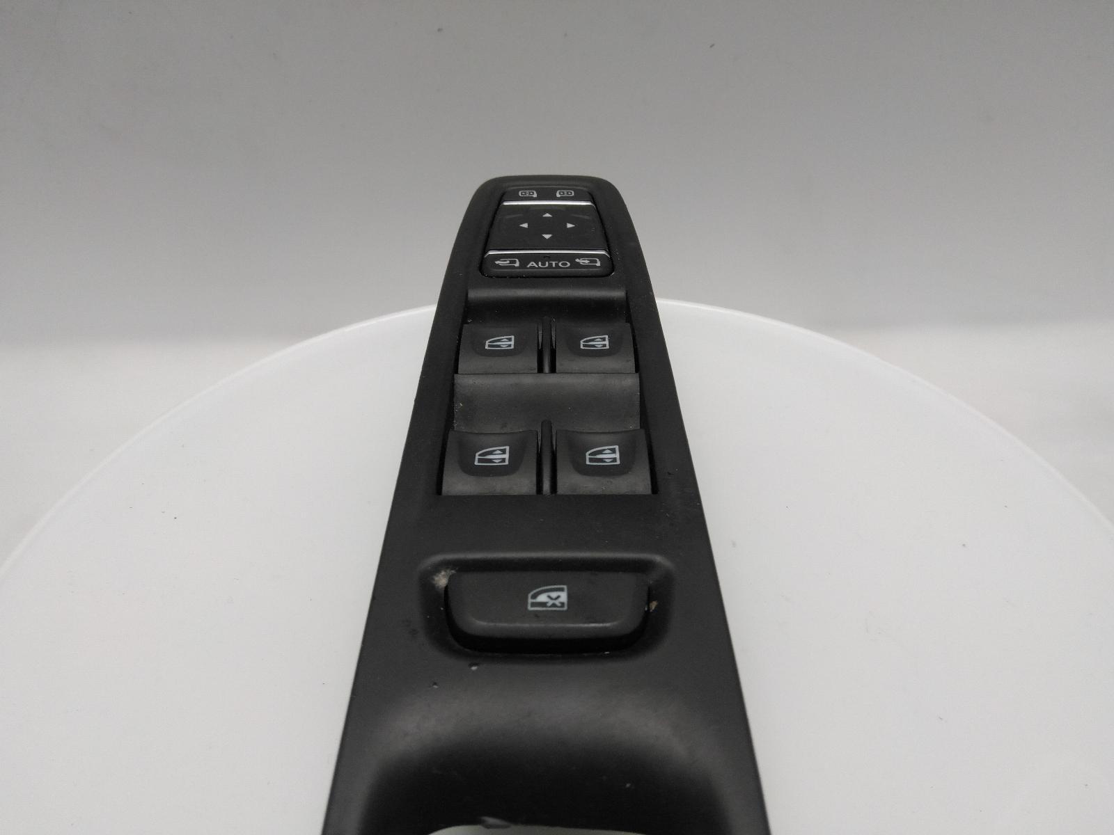 RENAULT CAPTUR Electric Window Switch 20192023 5 Door Hatchback eBay