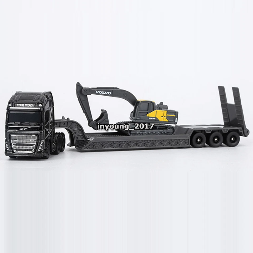 Volvo FH16 6x4 Tow Truck with Volvo EC220E Excavator Model Diecast Toy Car - Image 3 of 4