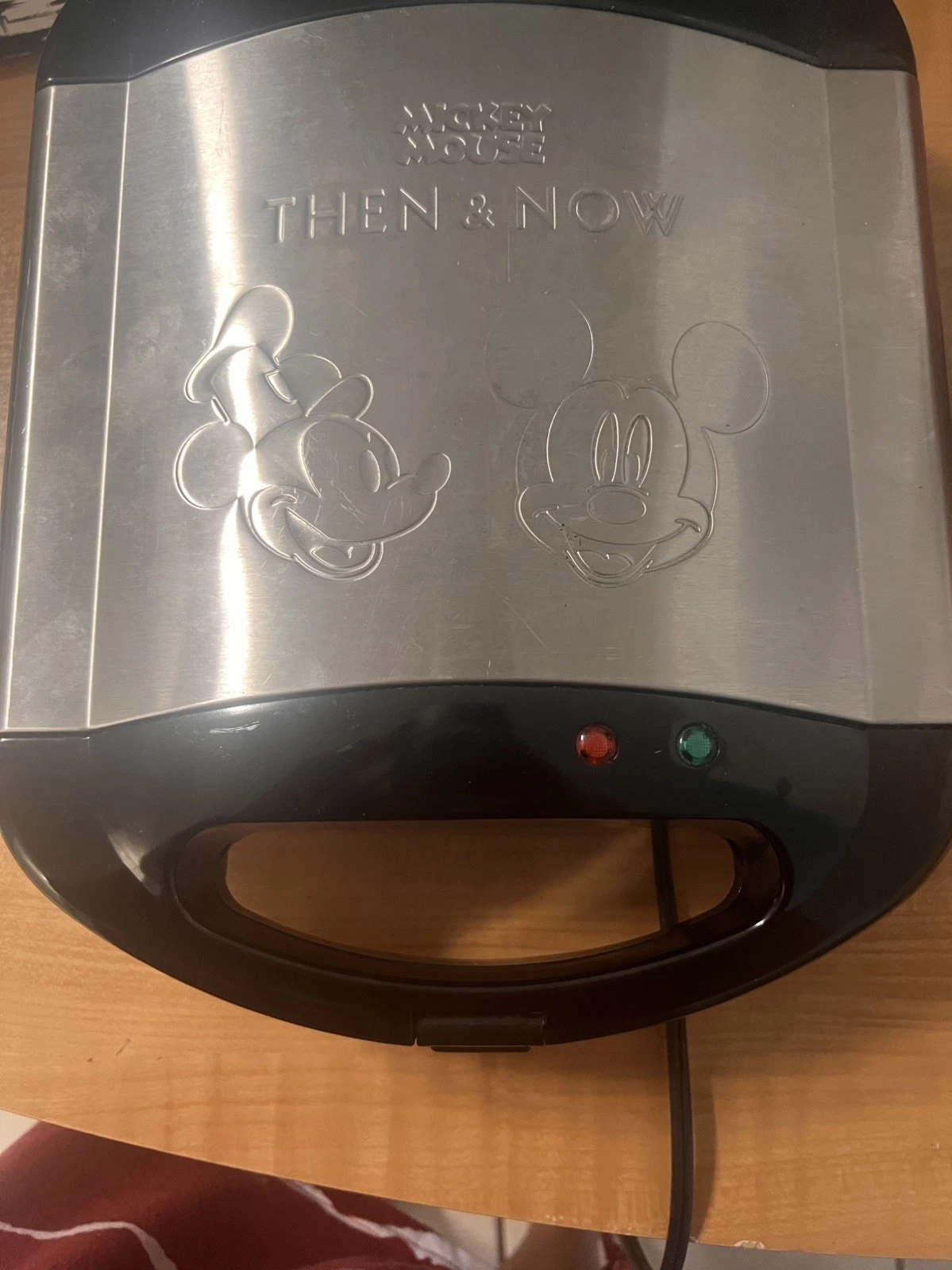 VillaWare Disney Then & Now - Waffle Maker - Mickey Mouse preowned