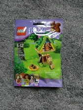 LEGO Friends: Squirrel's Tree House (41017)