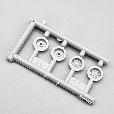 Revell 1/32 Panavia Tornado G.R.Mk1 Parts Landing Gear Wheels #83 #84