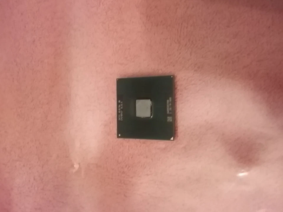 SLGLQ INTEL MOBILE CELERON 2200MHZ 2.2GHZ 478-PIN       - Image 2 of 2